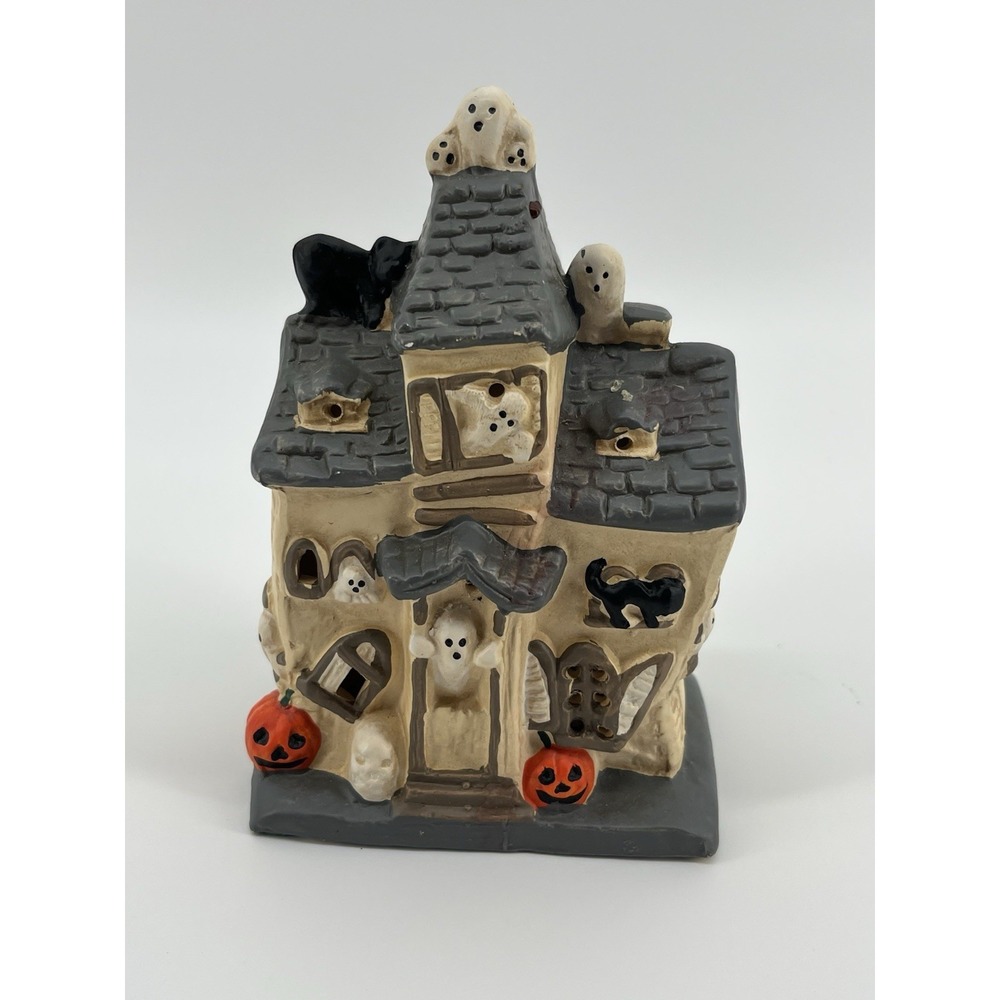 Vintage‎ Pacific Rim #8062 Electrified Ceramic Ivory Ghost House No Light